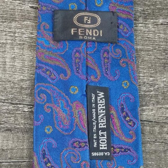 Fendi hand-made Italian silk necktie - Picture 4 of 7